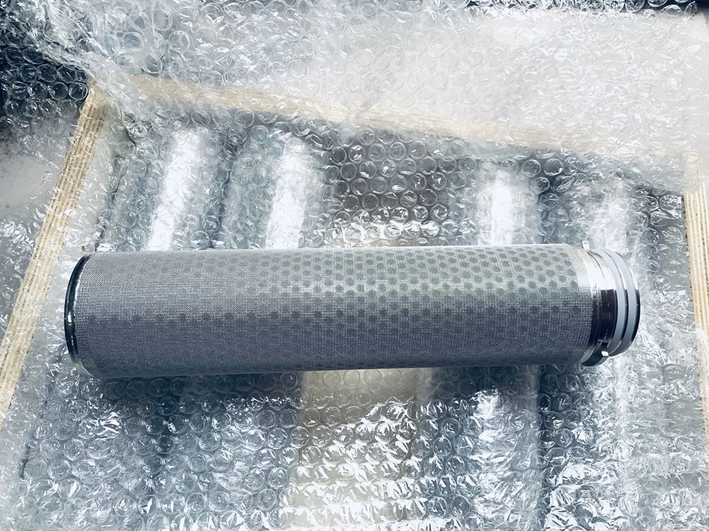 冲孔板复合网的优势你知路几多？