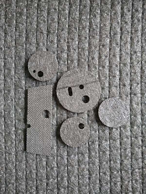 烧结毡使用时各层在高温下有何变动？